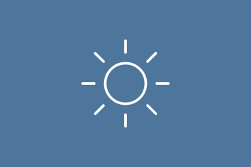 Blaues Icon mit einer weissen Sonne als Umriss – Symbol für das Angebot Tourismus digital kompakt.